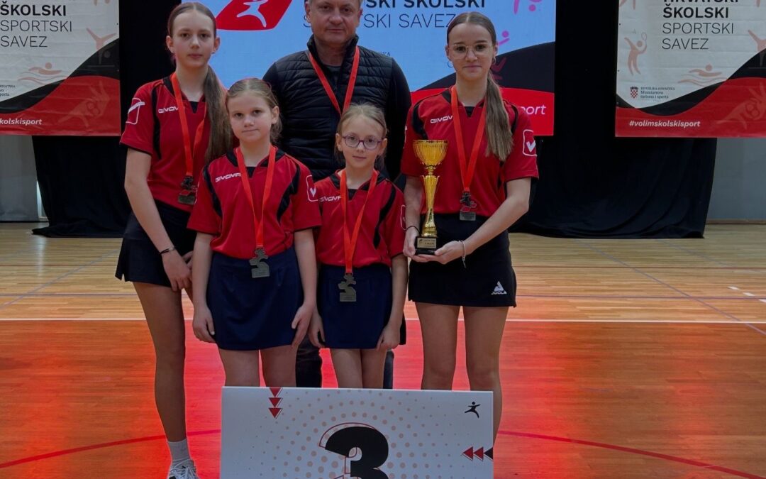 Učenice osvojile treće mjesto na državnom prvenstvu u stolnom tenisu