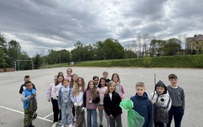 Učenici 3.a i 3. b razreda obilježili su Dan planeta Zemlje